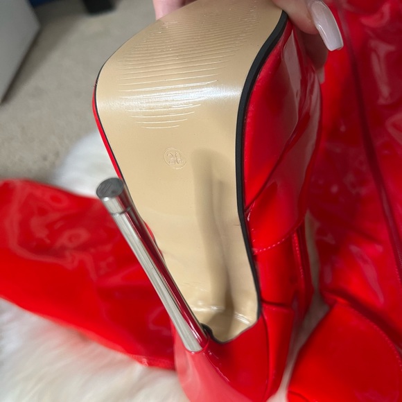 BRAND NEW! Never worn. - Picture 2 of 2